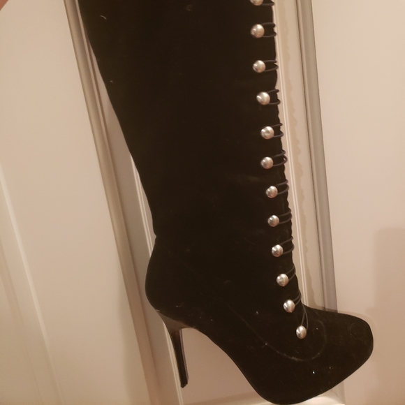 Shoes - Boots